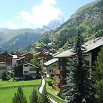 Komfortable Mit Aussicht By Interhome